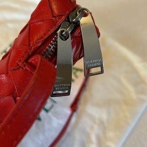 Bottega 🎁 Veneta bag Red leather intrecciato